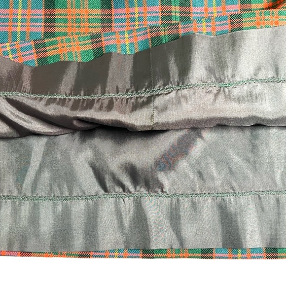 Vintage Handmade Scottish Tartan A-Line Wool Skirt size Small or 4/6 - Picture 3 of 7